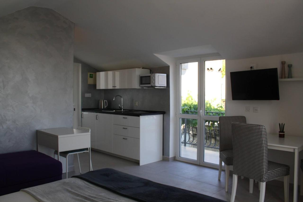 Apartments Grkovic Trsteno Adventure Experience Accommodation 1 Dubrovnik Bagian luar foto
